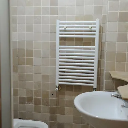 Palazzo Grigio Бари